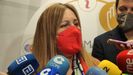 La consejera de Educaci�n del Gobierno asturiano, Lydia Espina, atiende a los medios