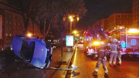 Imagen del accidente de tr�fico registrado en Oviedo