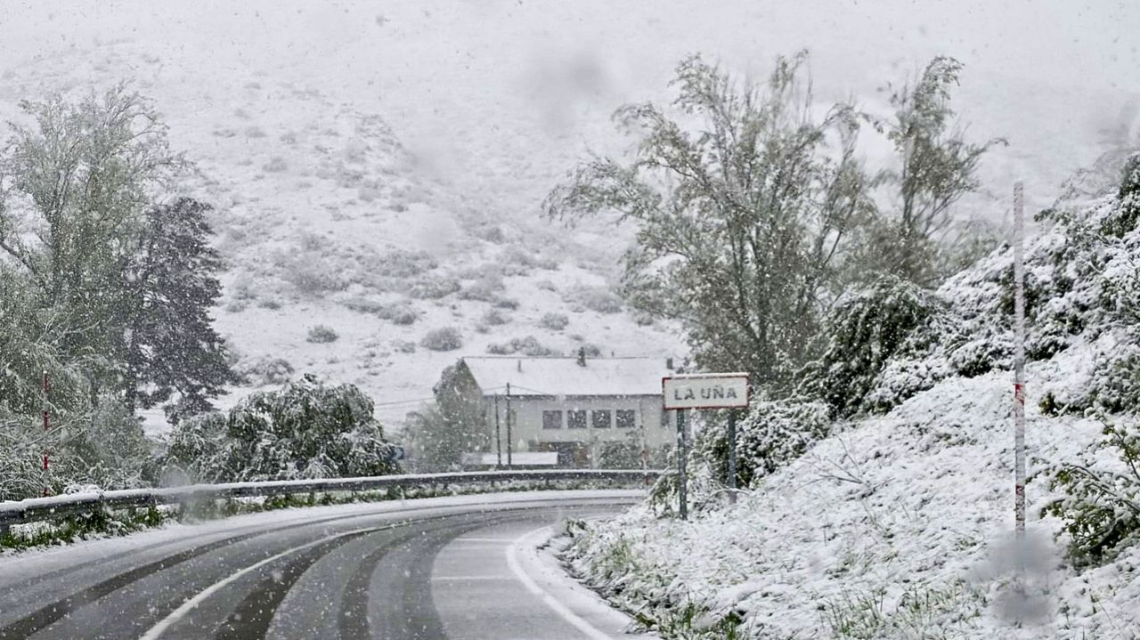 Galicia registra un episodio inusual de nieve en mayo por la configuración de la corriente en chorro