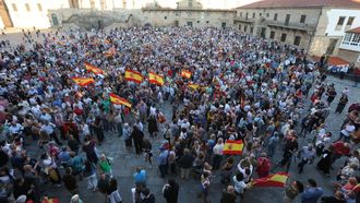Concentraci�n en apoyo a Ceuta en Santiago.