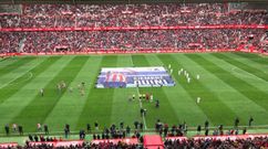 Minuto de silencio por Quini