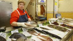 Parrochas y bocartes tienen mucho tir�n en pescader�a Pastoriza de Burela