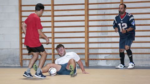 PARTIDO DE F�TBOL ENTRE EL PP Y EL PSOE DE PONTEVEDRA