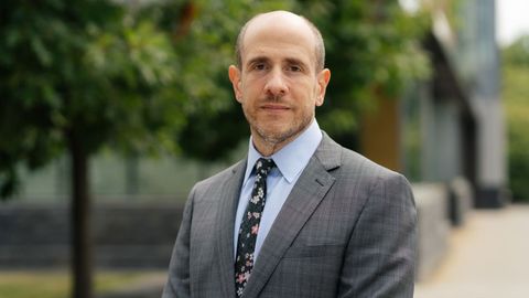 El profesor Jeff Sharlet
