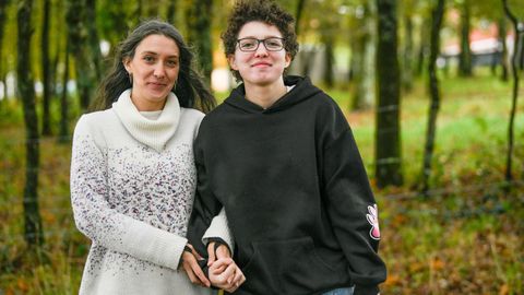 Celicia y su hija, Laura, libran una batalla contra numerosas enfermedades.