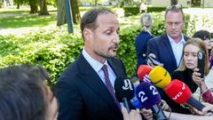 El pr�ncipe Haakon, preocupado por la salud de Mette-Marit