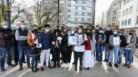 Los familiares de los desaparecidos en el naufragio del Villa de Pitanxo piden que no pare la b�squeda