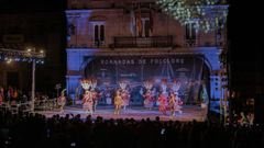 Actuaciones de las Xornadas de Folclore en la plaza Mayor