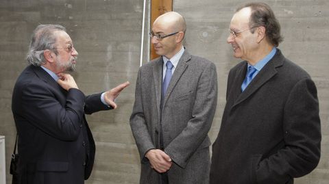 Jos� Mar�a Bello, Jos� Mui�o y Xos� Luis Vilea