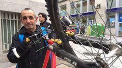 Saturnino Gonz�lez, precursor de la Subida a Canedo, celebra los 25 a�os de historia de la cita de cada 1 de enero