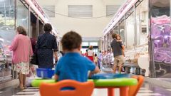 El Mercado de A Magdalena comenz� a abrir los viernes por la tarde el pasado mes de septiembre
