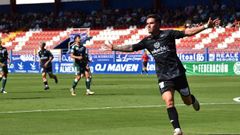 V�ctor Mingo en su etapa como delantero del Arenteiro