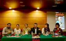 Guinarte con las hermanas Castro, con Aragunde, Silvia Rodr�guez y M�nica Novas. 