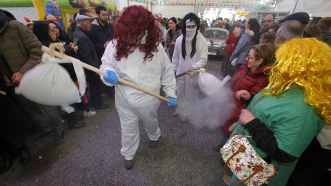 El carnaval de Val de Francos demostr� un a�o m�s su arraigo.