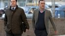El hostelero Papuchi, a la derecha de la imagen, junto a su abogado, llegando en febrero a los juzgados de Vigo