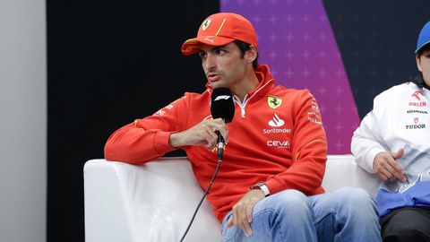 Carlos Sainz.Carlos Sainz en la rueda de prensa previa al Gran Premio de Japn de Frmula 1