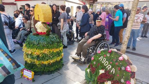 Maios presentados por la asociaci�n Agora
