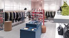 Interior de la nueva tienda abierta en el centro de Bogot�
