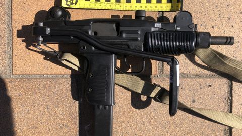 Qu armas se venden en el mercado negro en Galicia?