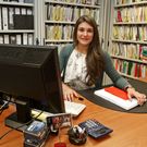 Alexandra trabajar en la empresa Gay Balea. 