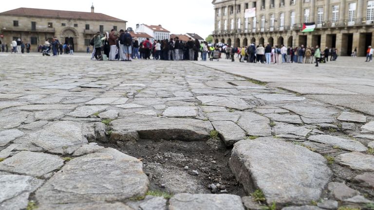 Praza do Obradoiro, deterioro alarmante