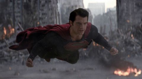 El actor Henry Cavill en el papel de protagonista.