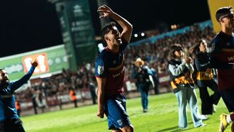 Alfaro celebra la clasificaci&oacute;n del Torreense para la final de Copa