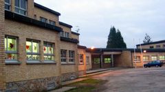El gobierno local trasladar al consejo escolar del CEIP Barri de la Maza el acuerdo plenario y la opinin favorable a un cambio de nombre del centro