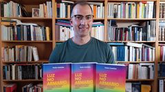 Pedro Castelao, con su nuevo libro