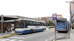Imagen de archivo de una parada de bus en Boiro