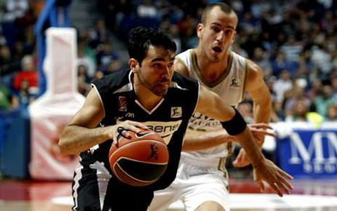 Rafa Luz llega desde Alicante.