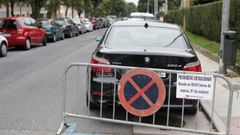Os avisos de prohibido aparcar xa se puxeron onte xoves 30