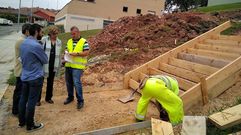 Mariv� Monteser�n visitando unas obras en Valgranda el pasado viernes