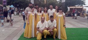 Comisi�n que organiz� la quinta edici�n de la fiesta. 