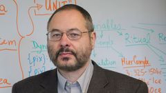 En la imagen, Peter Turchin