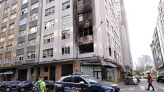 Vista del edificio afectado por el incendio en la calle Nicomedes Pastor D�az