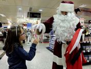 Pap� Noel hizo su primera aparici�n en El Corte Ingl�s. 