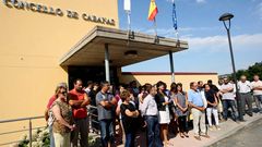 Concentraci�n de repulsa frente en el Concello de Cabanas tras la muerte violenta de una vecina del municipio