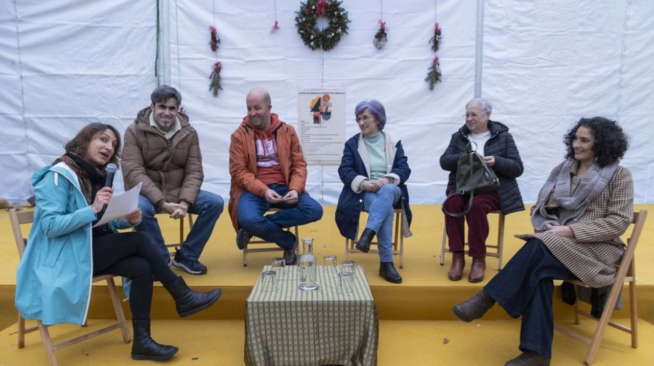 Jueves de doble feira en Carballo, con atención al mercado social