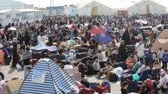 Refugiados afganos en la frontera con Irn.