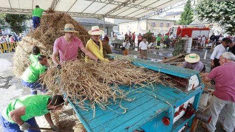 Meira rememora la antigua tradici�n de la malla durante dos d�as consecutivos