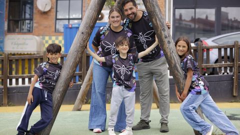 Arianna y Ram�n con sus hijos Ram�n, Thiago y Alba