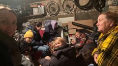 Varias familias en un b�nker 