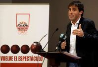 Blanco expuso a Fole y a Garrig�s el proyecto que maneja el CB Vilagarc�a para la LEB Plata.