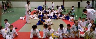 Los yudocas de la comarca compostelana participaron en el campeonato de A Ramallosa.