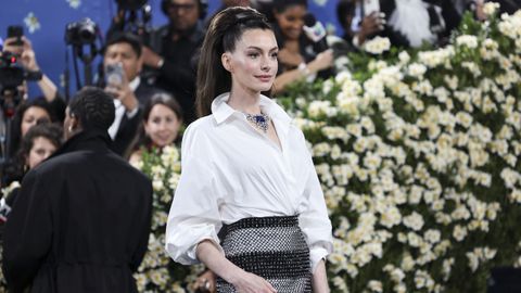 Anne Hathaway