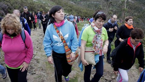 Andainas Co�ece a Costa da Morte. Ruta por Dumbr�a. Subida a O Brazal.