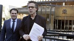 El diputado de EH Bildu, Jon I�arritu, a la izquierda, en el Tribunal Constitucional, en una imagen de archivo
