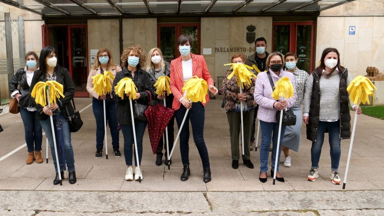 Las trabajadoras de la limpieza logran el apoyo de BNG y PSdeG a sus ...