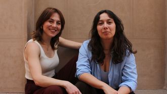 Alba Loureiro y Tania Medina